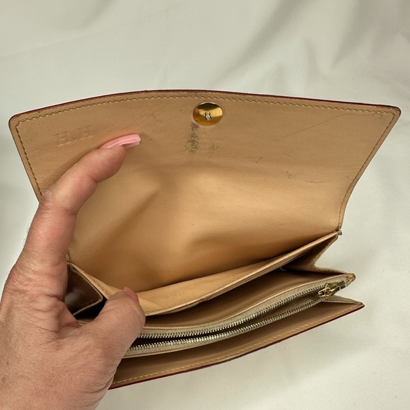 Louis Vuitton Sarah Leather Wallet - Picture 10 of 15